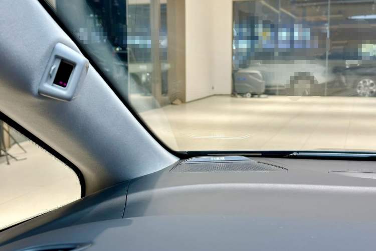 Used GAC Trumpchi Xiangwang M8 2025 Kunkun Series Ultra First-Class Cabin
