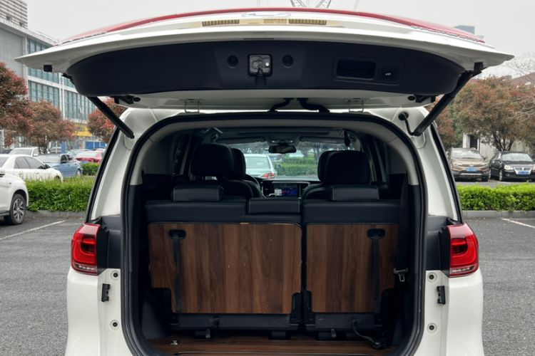 Used GAC Trumpchi M8 2019 320T Ultimate Edition Trunk