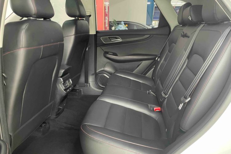 Used MG Pilot 2021 300TGI Automatic Two-Wheel Drive Fuel-Efficient Luxury Edition