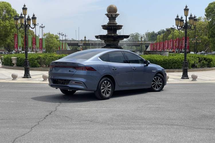 Used BYD Qin PLUS 2024 HONOR Edition DM-i 55KM Leading Model Exterior 4