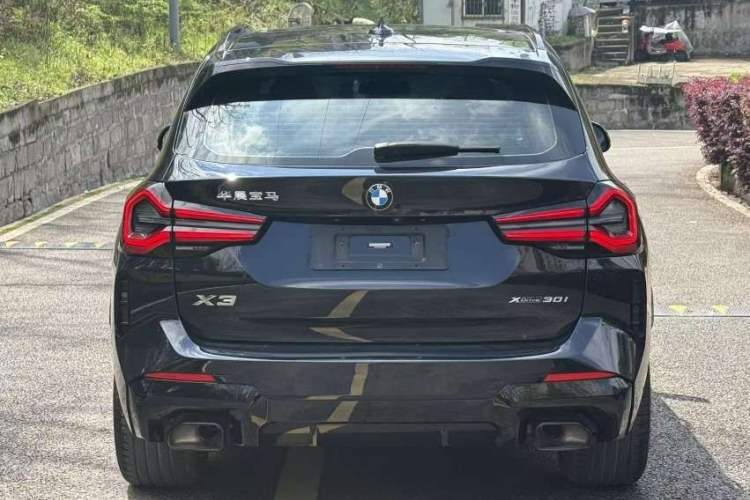 Used BMW X3 2022 Second Facelift xDrive30i Leading Edition M Night Sky Package
