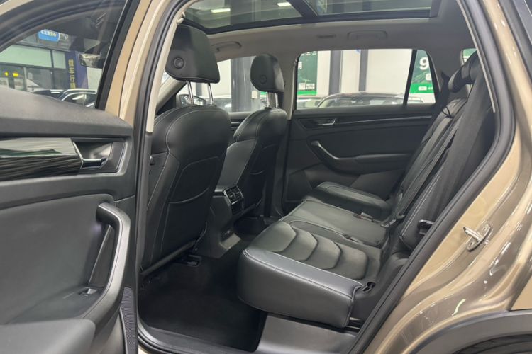 Used Skoda Kodiaq 2021 TSI330 7-Seater Two-Wheel-Drive Luxury Plus Edition
