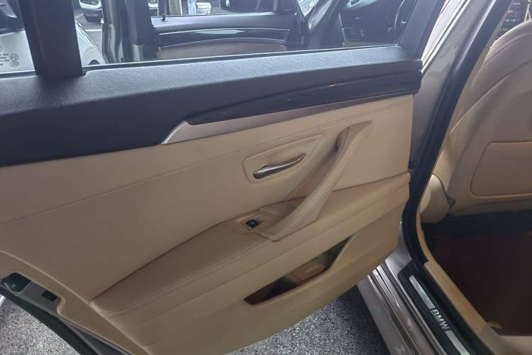 Used BMW 5 Series 2014 520Li Elegant Model