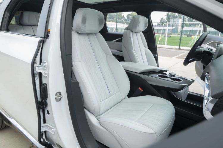 Used Cadillac LYRIQ 2022 Rear-Drive Long-Range Luxury Edition