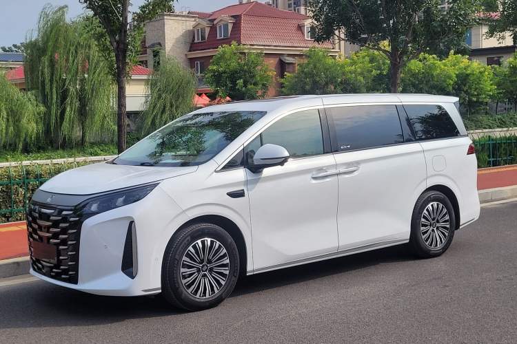 Used BYD Xia 2025 DM-i 1.5T 180km Beyond Edition