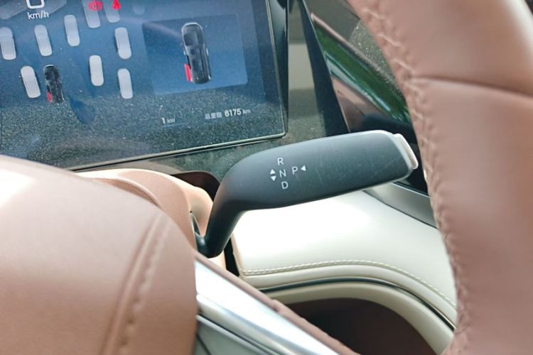 Used BYD Xia 2025 DM-i 1.5T 180km Beyond Edition
