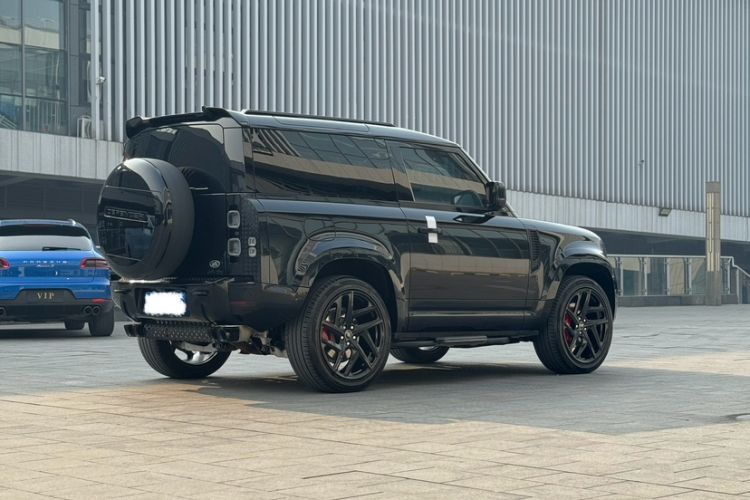 Used Land Rover Defender 2023 90 3.0T P400 XS
