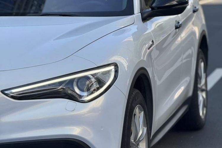 Used Alfa Romeo Stelvio 2017 2.0T 280HP Luxury Edition