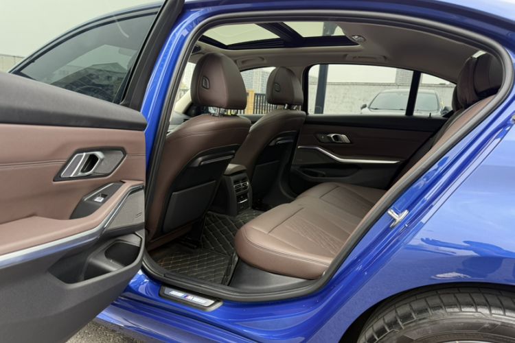 Used BMW 3 Series 2022 Restyled 330Li xDrive M Sport Night Edition Package Interior 1