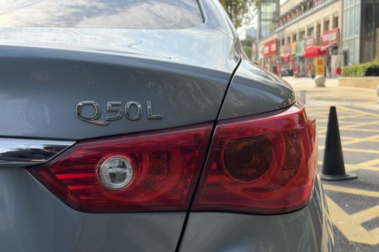 Used Infiniti Q50L 2016 2.0T Comfort Edition
