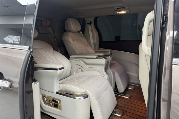 Used Buick GL8 2020 Land Business Class 652T Luxury Model
