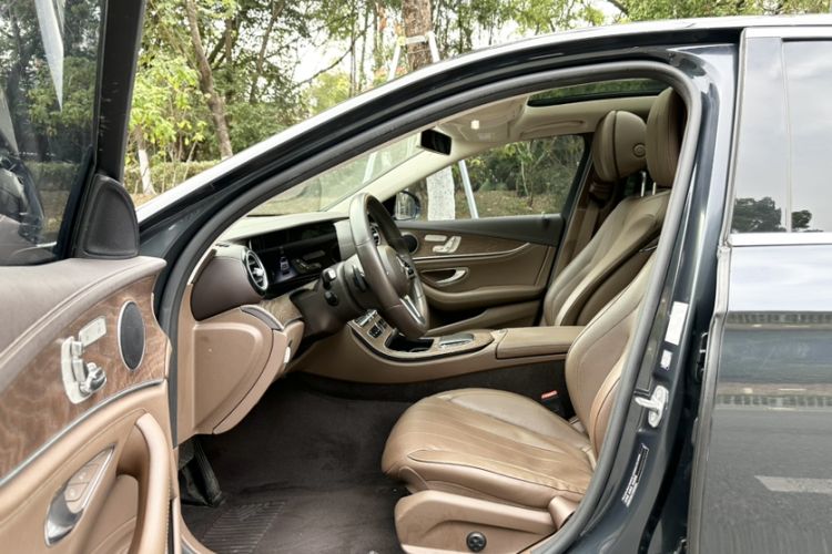 Used Mercedes-Benz E-Class 2019 E 300 L Luxury Model
