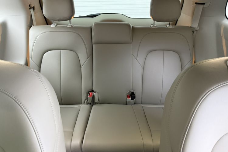 Used Buick GL8 2023 ES Lu Zun Comfort Model Interior 8