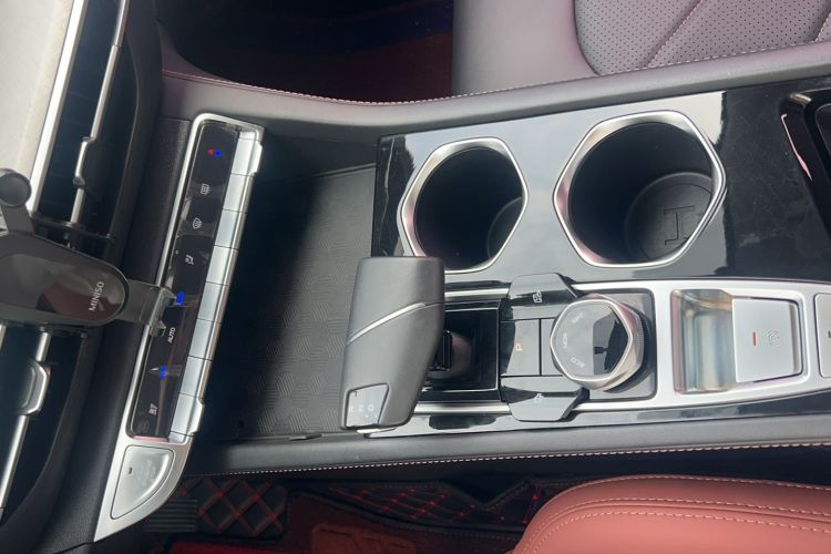 Used Changan Eado 2022 PLUS Blue Whale NE 1.4T GDI DCT Prestige Edition
