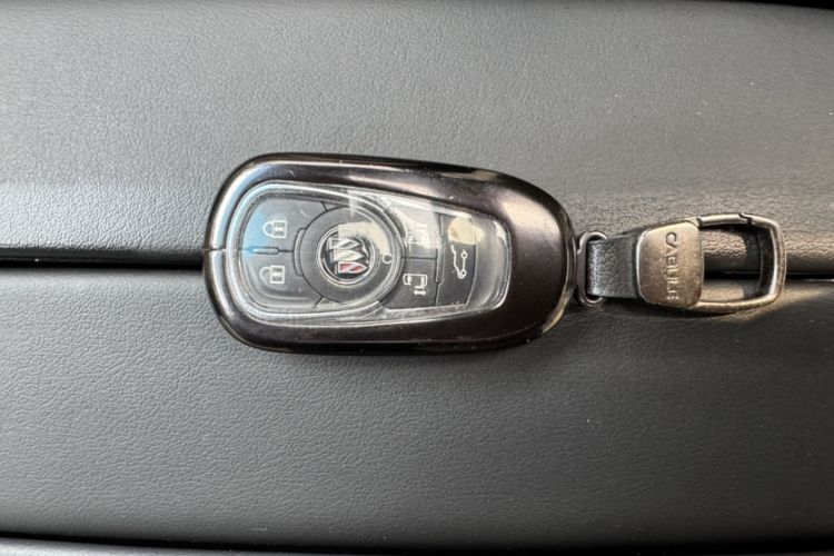 Used Buick GL8 2022 ES Landtrek 653T Flagship Model
