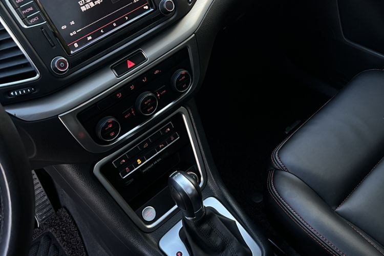 Used Volkswagen Sharan 2018 Revised Version 380TSI Comfort Edition 7-Seater
