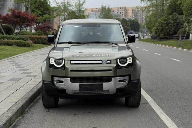 Used Land Rover Defender 2020 110 P400 HSE Exterior 5