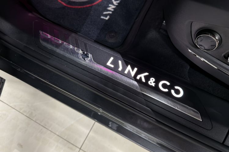 Used Lynk & Co 01 2023 1.5TD EM-F PM Interior 5