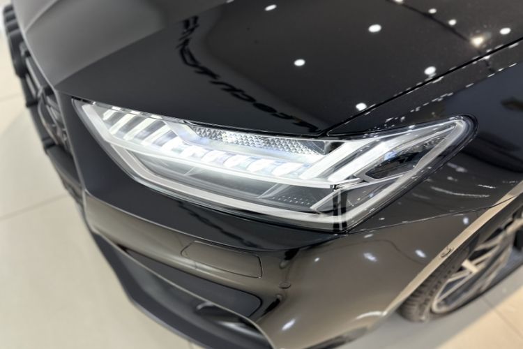 Used Audi A7L 2023 45 TFSI quattro S-line Black Warrior Edition
