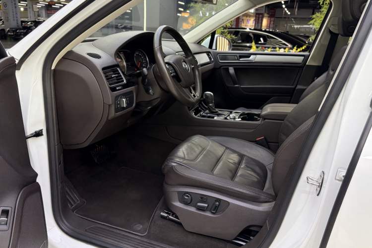 Used Volkswagen Touareg 2015 3.0 TSI Standard Model