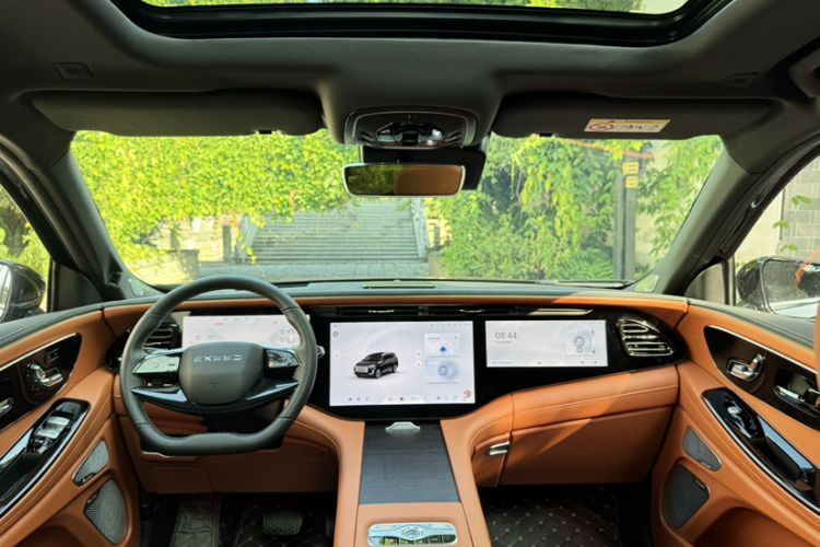 Used EXEED Lanyue 2025 400T Four-Wheel Drive Star Prestige Edition 6 Seats
