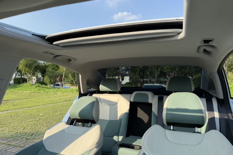 Used Geely Auto Emgrand L HiP 2022 1.5TD-DHT Pro 100KM Super Swift Headliner