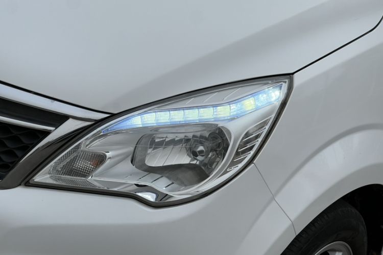 Used HYOSOW H2 2015 1.5L AMT Luxury Version BJ415C
