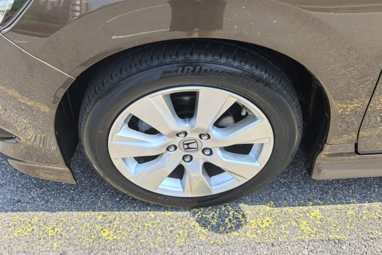 Used Honda Jade 2016 1.8L Automatic Comfort Elite Version 5 Seats