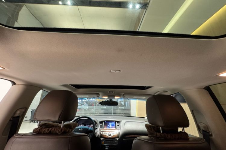 Used Infiniti QX60 2014 2.5 S/C Hybrid Two-Wheel Drive Excellence Edition Headliner