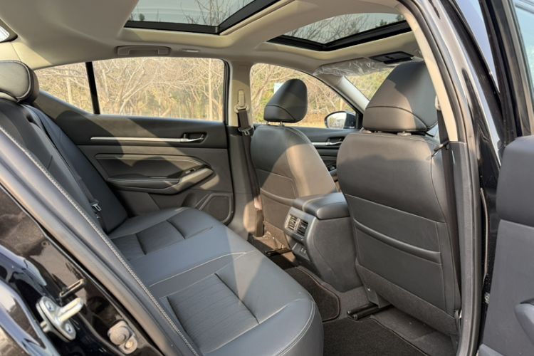 Used Nissan Teana 2021 2.0L XL Comfort Edition Interior 5