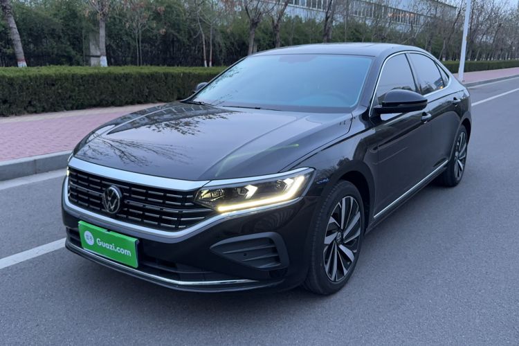 Used Volkswagen Passat 2025 Premium Version 380TSI Dragon Edition