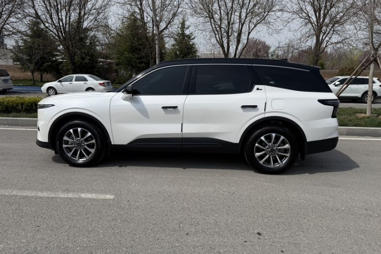 Used Ford Edge 2023 Ford Explorer L 2.0T EcoBoost Two-Wheel Drive 7-Seater Luxury Model
