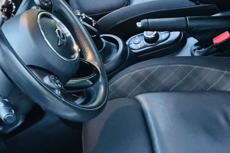 Used MINI MINI 2018 1.5T COOPER Classic Edition