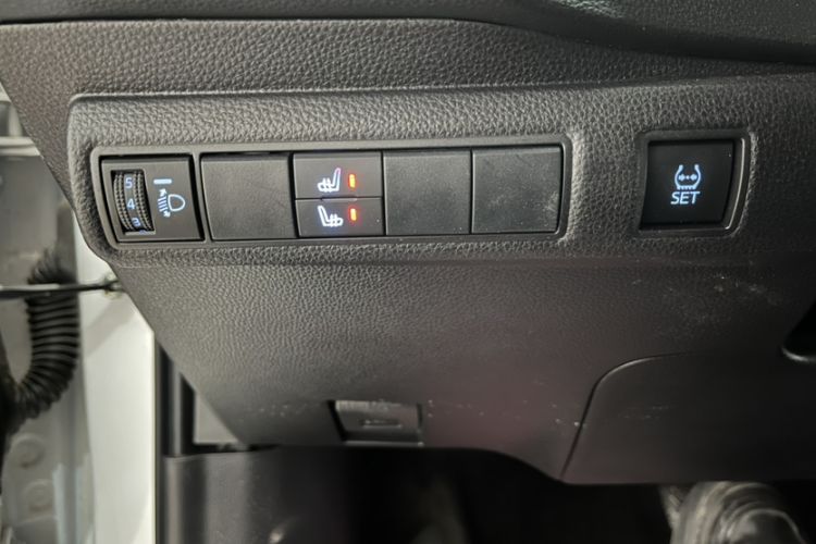 Used Toyota Levin 2022 Facelift TNGA 1.5L CVT Progressive Edition
