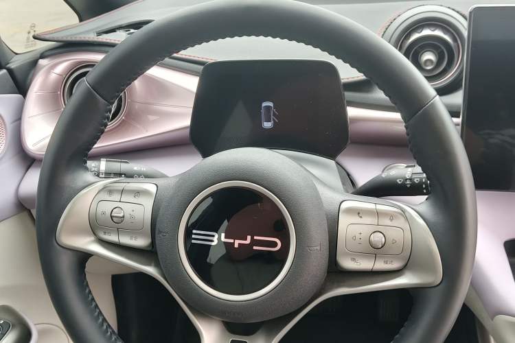 Used BYD Dolphin 2023 420 km Fashion Edition