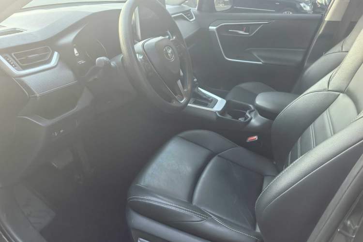 Used Toyota Wildlander 2021 2.0L CVT Two-Wheel Drive Luxury Edition