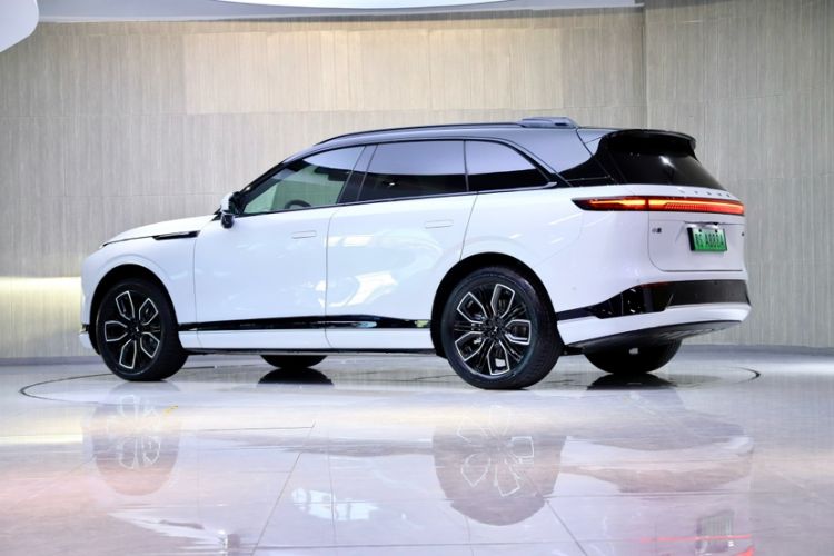 Used XPeng G9 2025 625 Long-Range Max Exterior 9