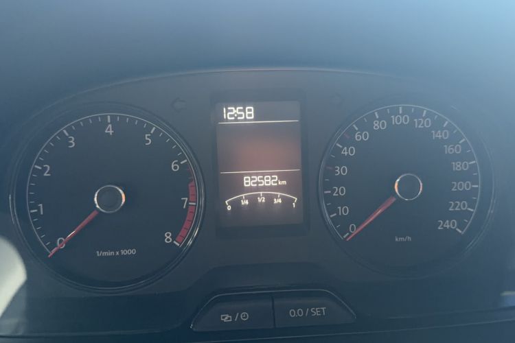 Used Volkswagen Lavida 2013 Revised Classic 1.6L Automatic Fashion Edition Odometer Close Up