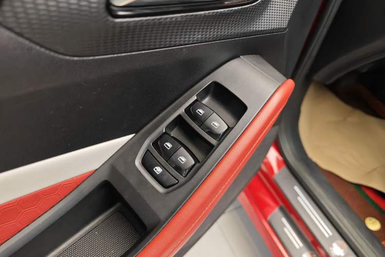 Used MG 5 2021 Revised 300TGI DCT Qingshè Luxurious Enjoyment Edition