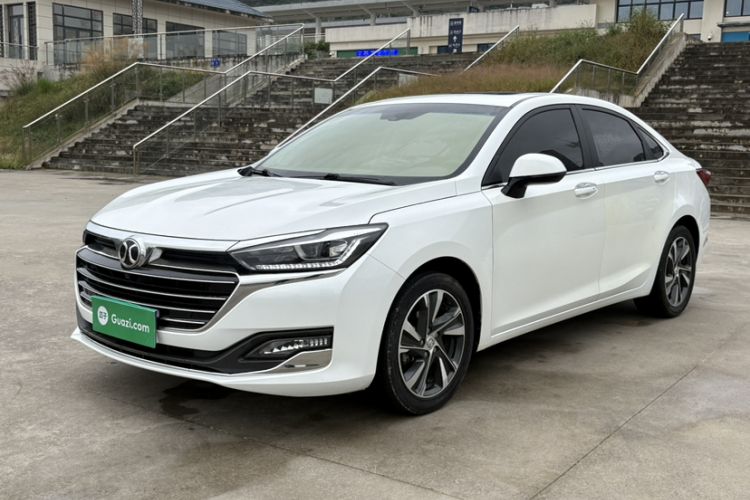 Used BAIC Beijing U7 2019 1.5T CVT New Smart Version China VI Emission Standard