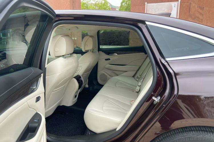 Used Buick LaCrosse 2019 28T Avenir
