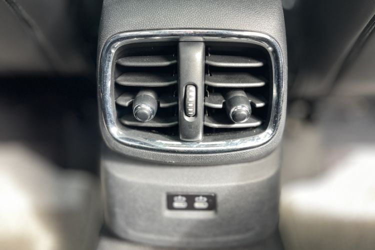 Used MINI Countryman 2019 1.5T COOPER Artist Weekend Travel Edition