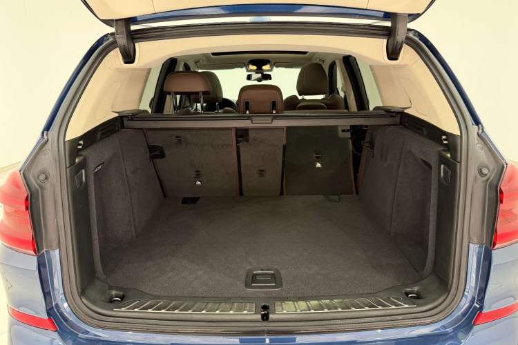 Used BMW X3 2021 xDrive30i Luxury Model with M Sport Package Trunk