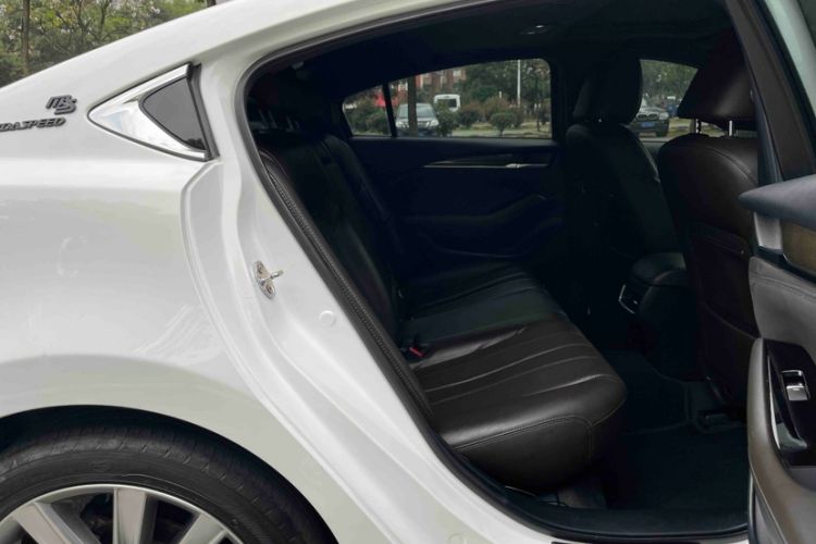 Used Mazda Atenza 2020 2.5L Sky Blue Prestige Edition Interior 11