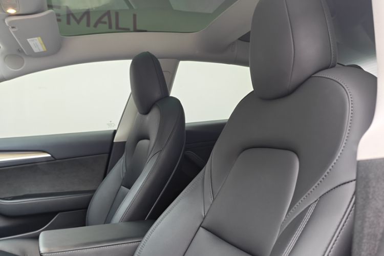 Used Tesla Model 3 2022 Rear-Wheel-Drive Version Headliner