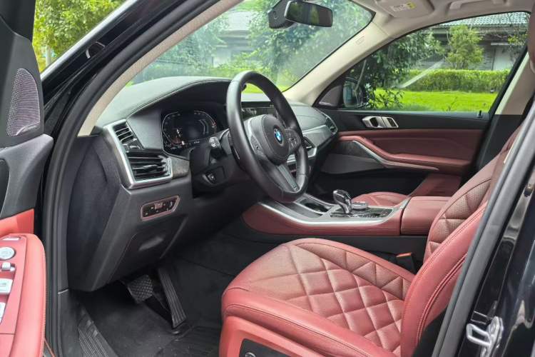 Used BMW X5 2022 Restyled xDrive 30Li Luxury Version M Sport Package