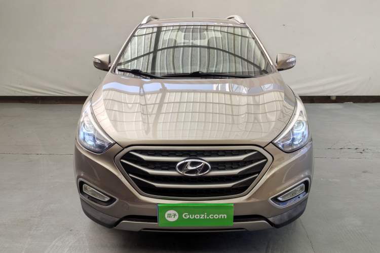 Used Hyundai ix35 2013 2.0L Automatic Two-Wheel Drive Smart GLS China IV Standard