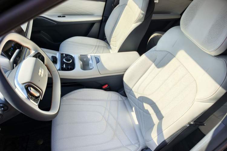 Used Geely Galaxy Xingjian 7 EM-i 2025 120km Exploration+ Version Left Front Seat