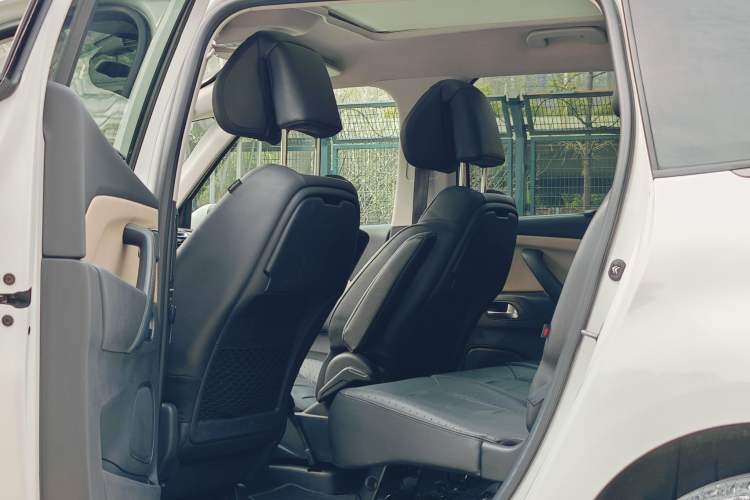 Used Citroen C4 Picasso 2015 Grand 1.6T Luxury 7-Seater
