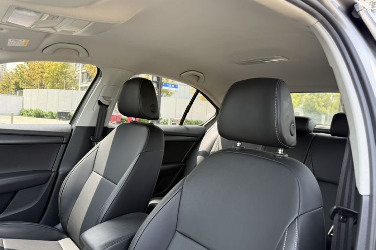 Used Skoda Octavia 2021 1.5L Automatic Comfort Edition Interior 1